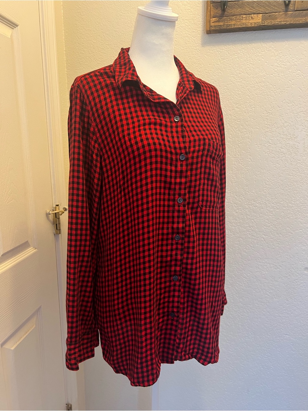 Old Navy Red and Black Buffalo Plaid Button-Down Shirt
